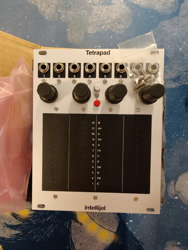 Tetrapad + Tete. de segunda mano · Foto 3 de 3 · Lleida · 415 €