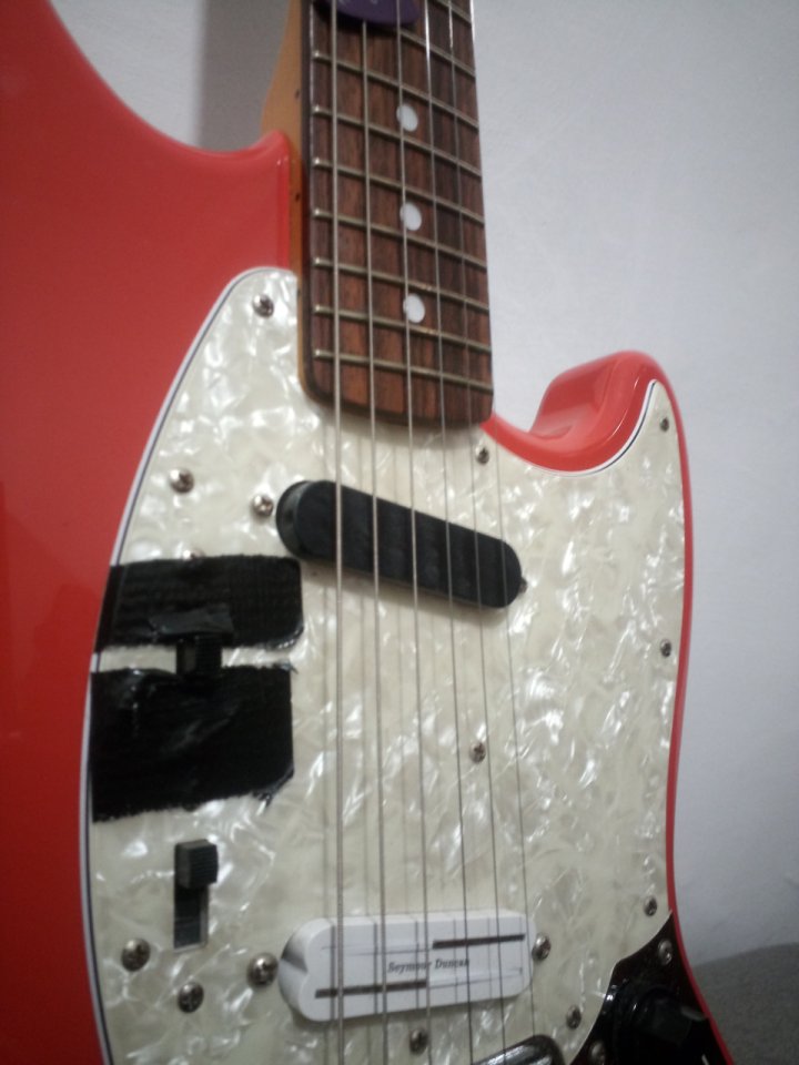 Fender Mustang Japan competition o cambio por telecaster