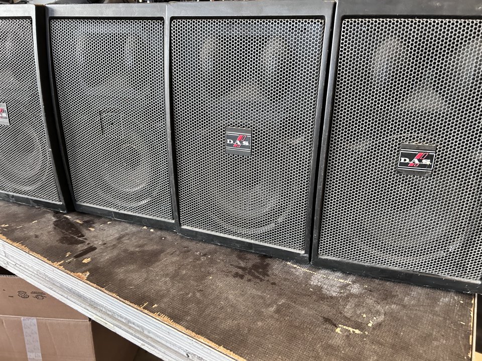 Das DS 8 de 150w rms