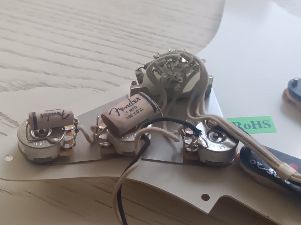 Pickguard Fender Stratocaster 50' CS completo bobinado a mano