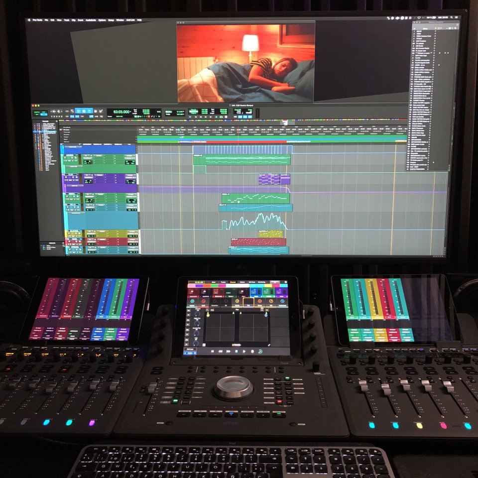 Avid DOCK (controlador)