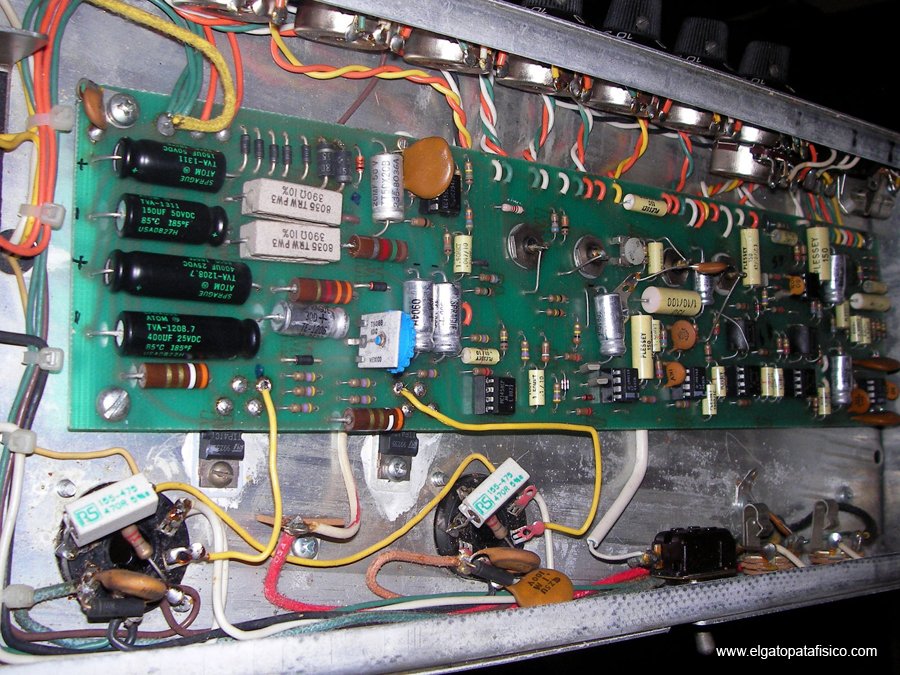 Ampli MUSIC MAN Sixty Five 112 RP - vintage 1976 de segunda mano · Foto 6 de 7 · Madrid · 1200 €