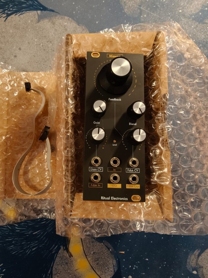 Miasma + Crime de segunda mano · Foto 3 de 3 · Lleida · 170 €
