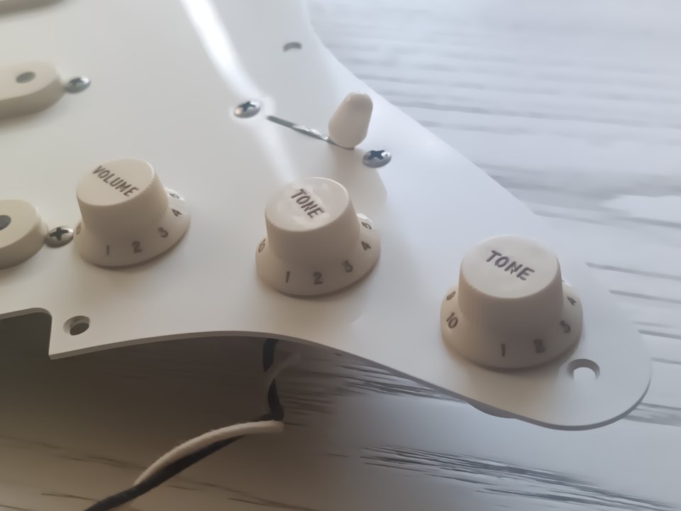 Pickguard Fender Stratocaster 50' CS completo bobinado a mano