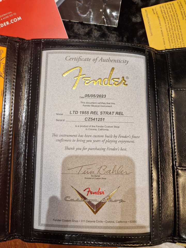 Fender Custom Shop 1955 Stratocaster heavy relic 2TS (2023) de segunda mano · Foto 9 de 10 · Pontevedra · 3499 €