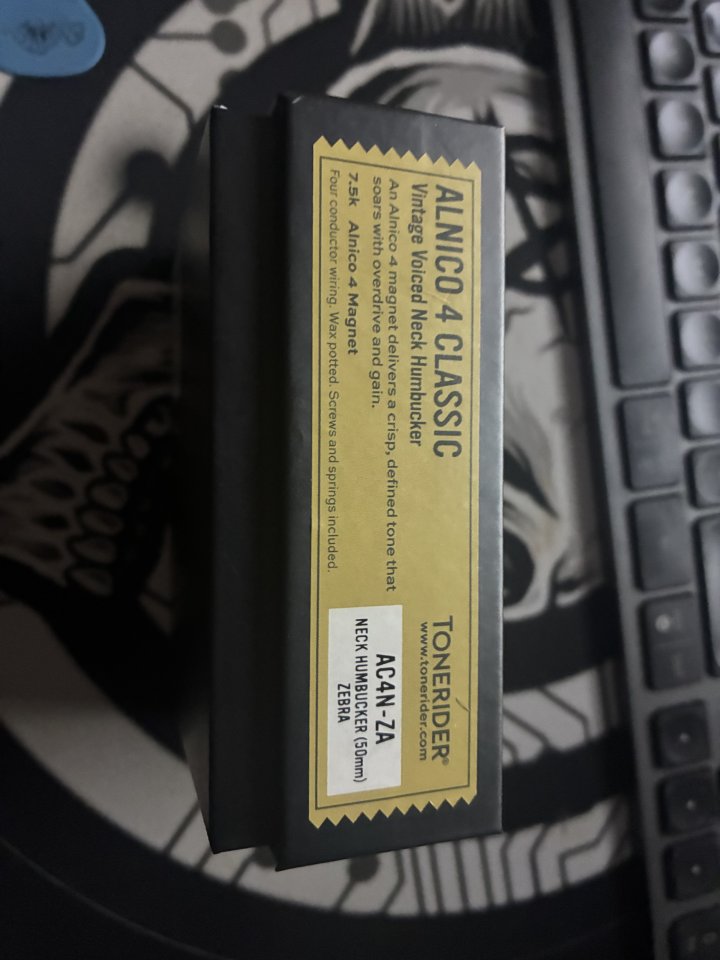 Tonerider Alnico IV zebra neck