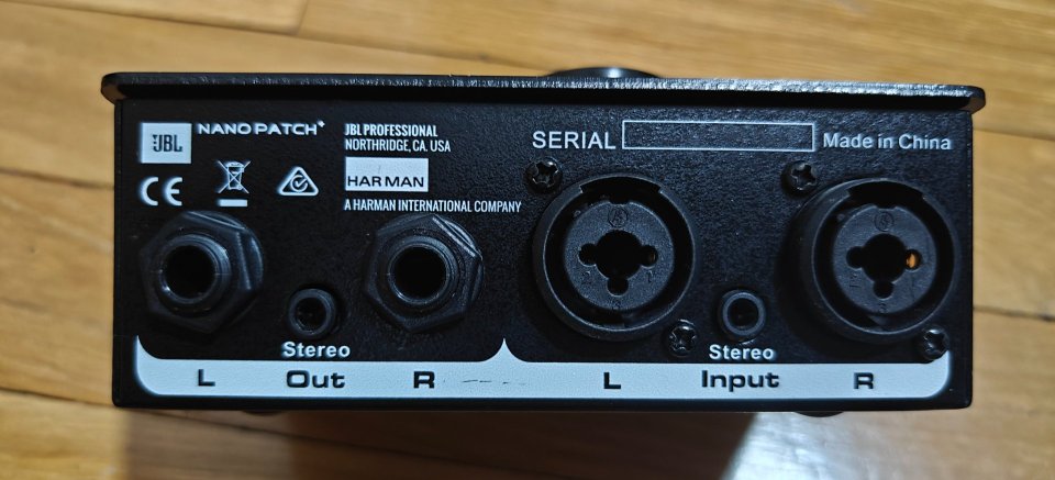 Controlador monitores JBL nano patch