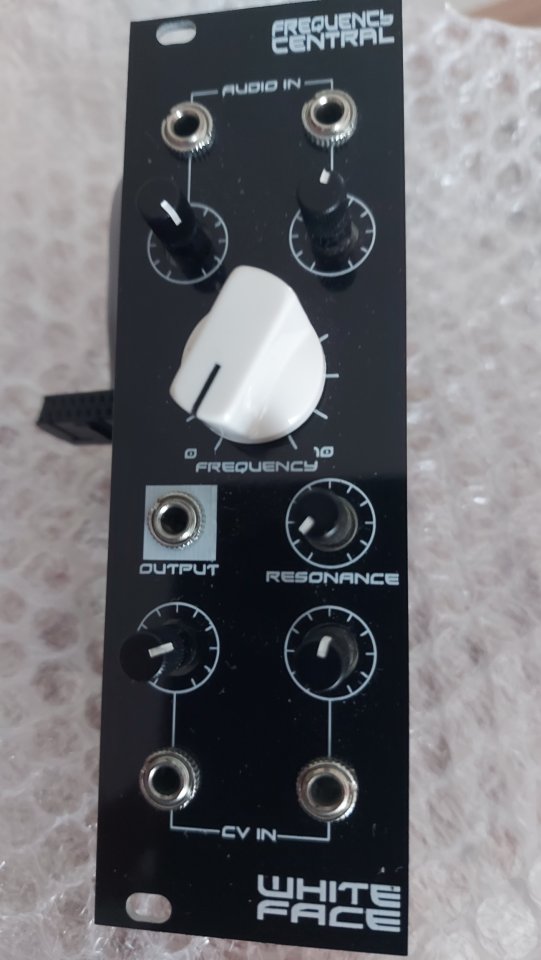 Frecuency Central WHITEFACE