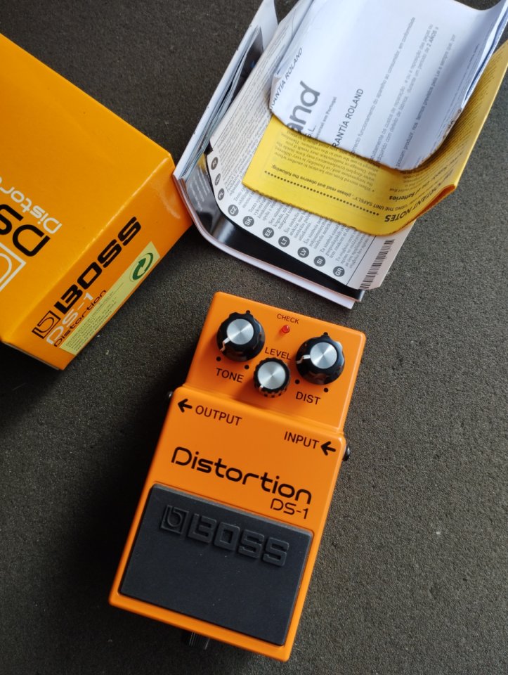 Pedal Boss DS-1 Taiwan