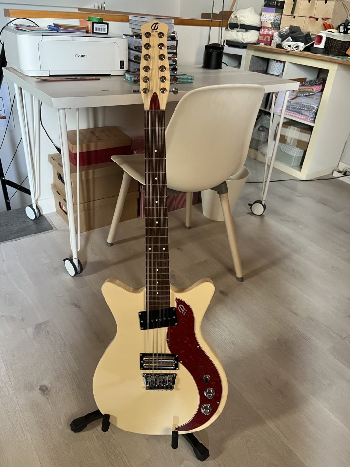 Danelectro 59