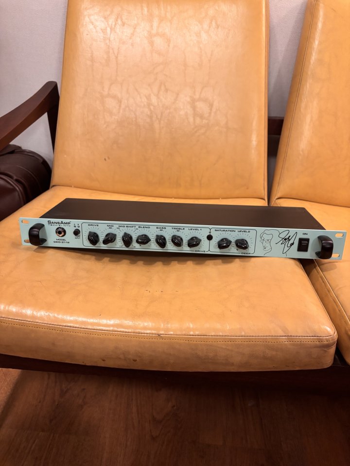 Tech 21 SansAmp GED-2112 Geddy Lee de segunda mano · Foto 1 de 6 · Barcelona · 300 €
