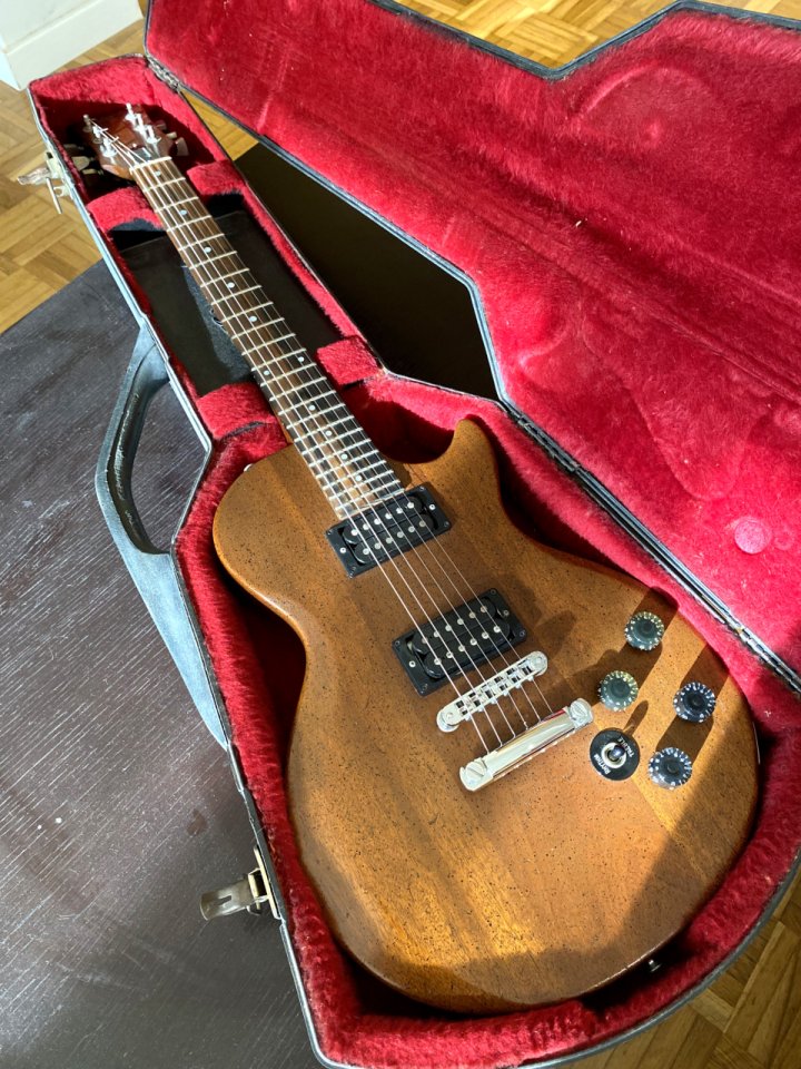 Gibson Les Paul Firebrand 1979-1980 de segunda mano · Foto 10 de 10 · Barcelona · 1900 €