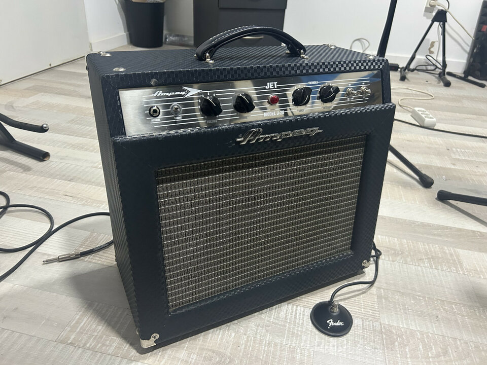 Ampeg JET J20 Handawire ( soldado punto  a punto)