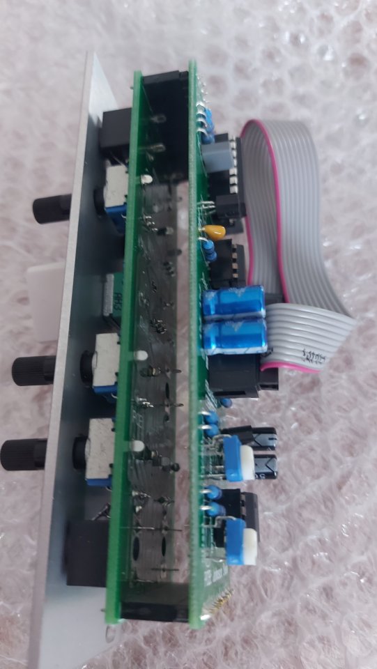 Frecuency Central WHITEFACE