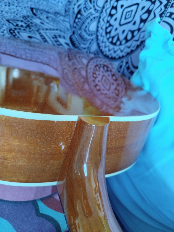 Gibson J-35 año 2017