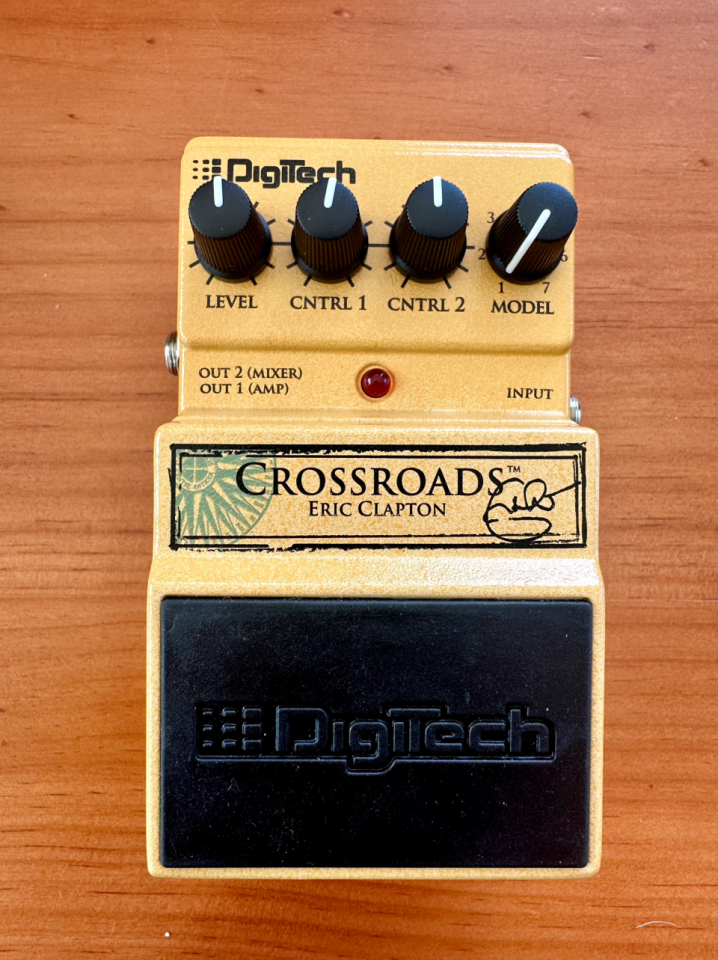 Pedal Digitech Crossroads Eric Clapton (edición limitada) de segunda mano · Foto 4 de 4 · Girona · 240 €
