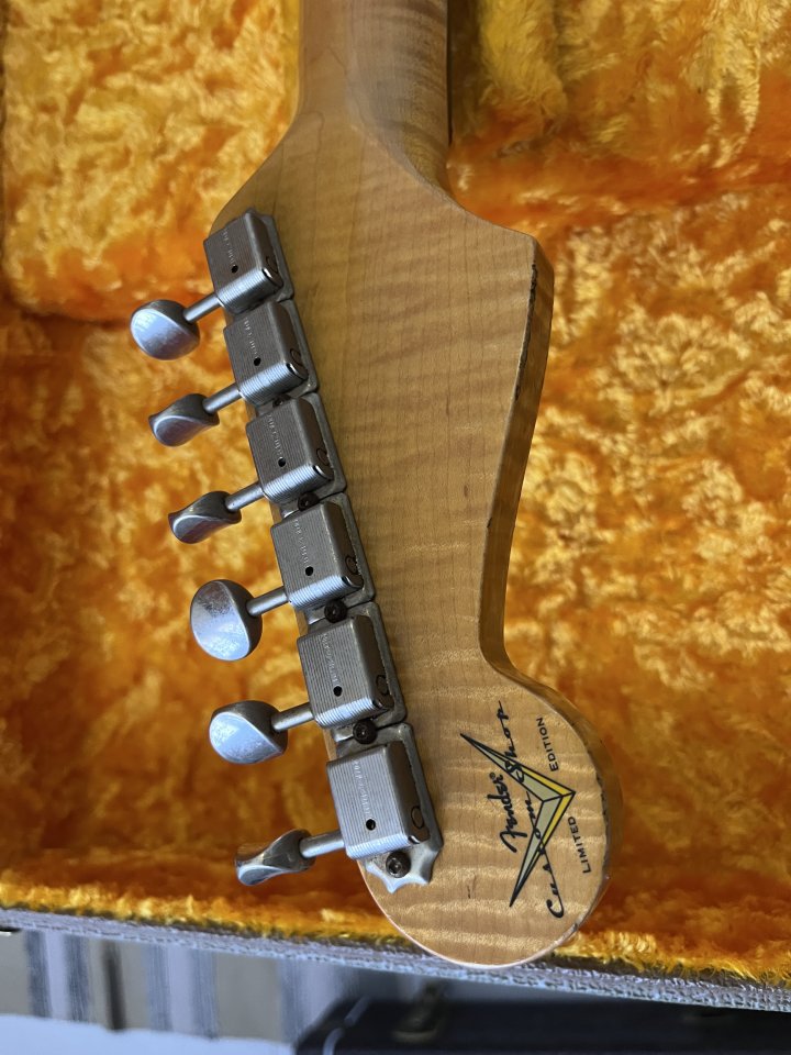Fender Strat Custom Shop LTD 61 Hardtail JRN de segunda mano · Foto 5 de 8 · Madrid · 3600 €