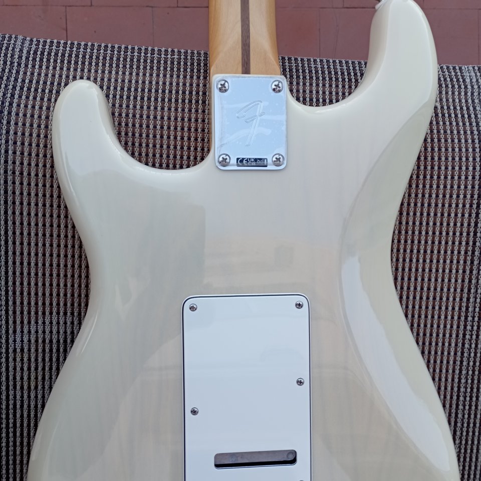 Fender Player II Stratocaster RW White Blonde ``VIDEO dentro´´ de segunda mano · Foto 2 de 5 · Pontevedra · 750 €