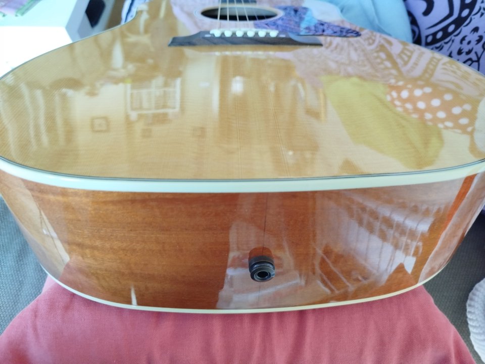 Gibson J-35 año 2017