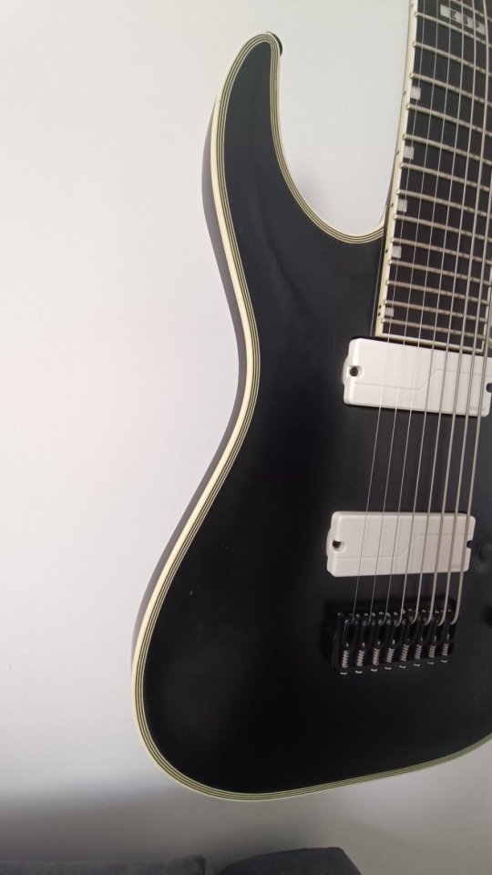 ESP E-II hrf 8 cuerdas de segunda mano · Foto 5 de 9 · Madrid · 1700 €