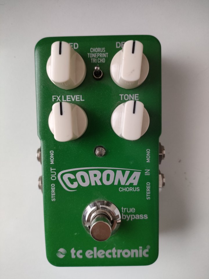 CORONA CHORUS envío incluido