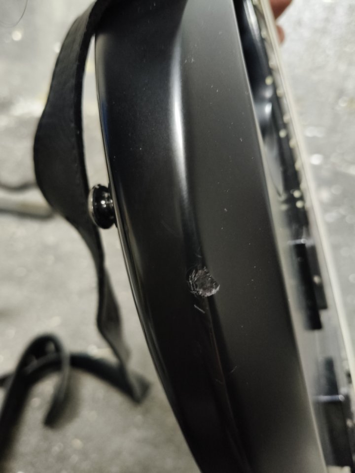 GUIITARRA ESP LTD Viper-2005 30th Aniversario con funda dura de segunda mano · Foto 6 de 10 · León · 400 €