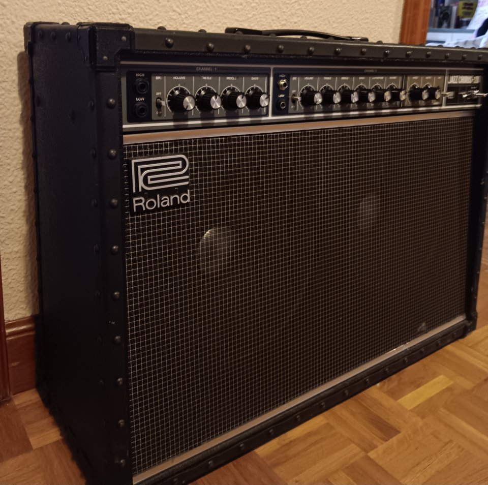 Roland jazz chorus JC 120 (Japan)