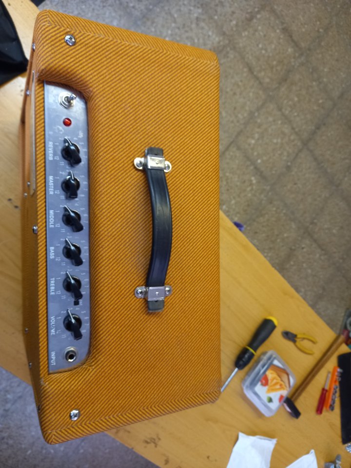 Fender blues juni9r ltd