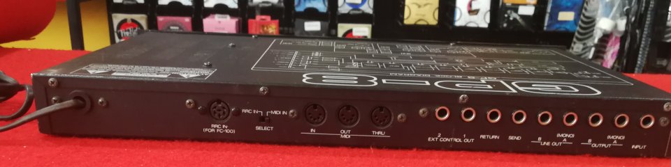 ROLAND GP 8 de segunda mano · Foto 4 de 4 · Girona · 139 €
