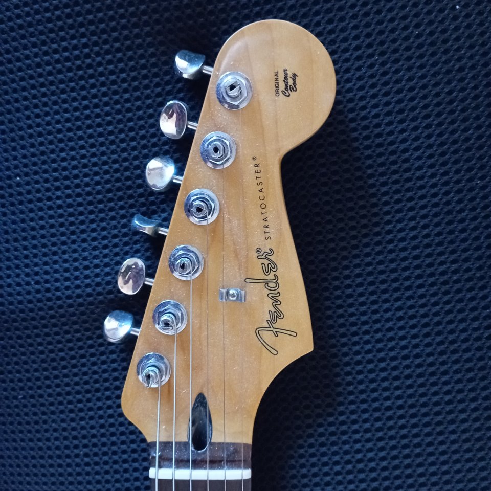 Fender Player II Stratocaster RW White Blonde ``VIDEO dentro´´ de segunda mano · Foto 5 de 5 · Pontevedra · 750 €