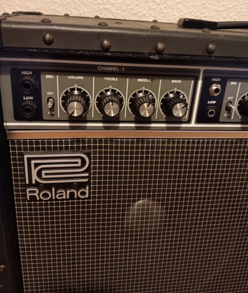 Roland jazz chorus JC 120 (Japan)