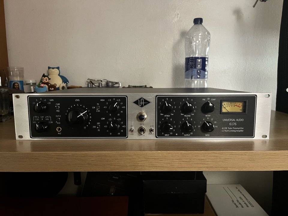 Universal Audio 6176 preamp/compressor de segunda mano · Foto 2 de 9 · Barcelona · 1890 €