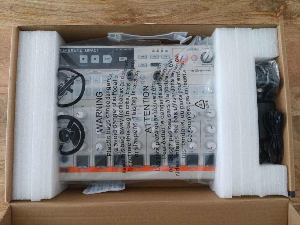 Arturia DrumBrute Impact 1984