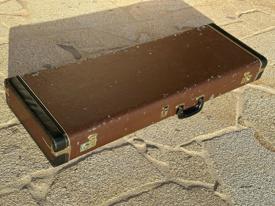 Rebajas ENERO: Ernie Ball Music Man BFR AXIS 2012 - CHARCOAL BURST