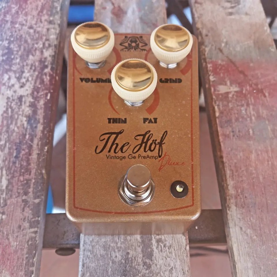 The Höf Grand Dluxe (Höfner Germanium Preamp /Isle of Tone Luxe 64) PPPC Sound Effects de segunda mano · Foto 2 de 7 · Barcelona · 300 €