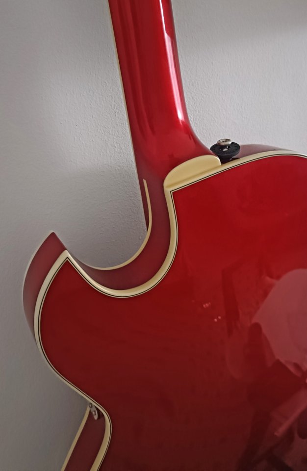 Guild Starfire III Special SR (Limited Edition) de segunda mano · Foto 9 de 10 · Barcelona · 1800 €