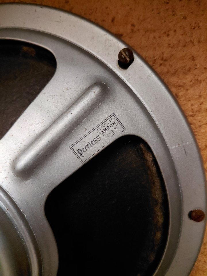 Pantalla altavoz alnico años 50 de segunda mano · Foto 8 de 10 · Córdoba · 100 €