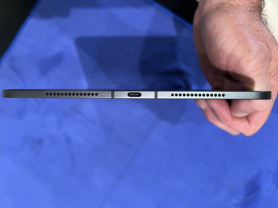 iPad Pro M4 + accesorios de segunda mano · Foto 8 de 10 · Cantabria · 1200 €