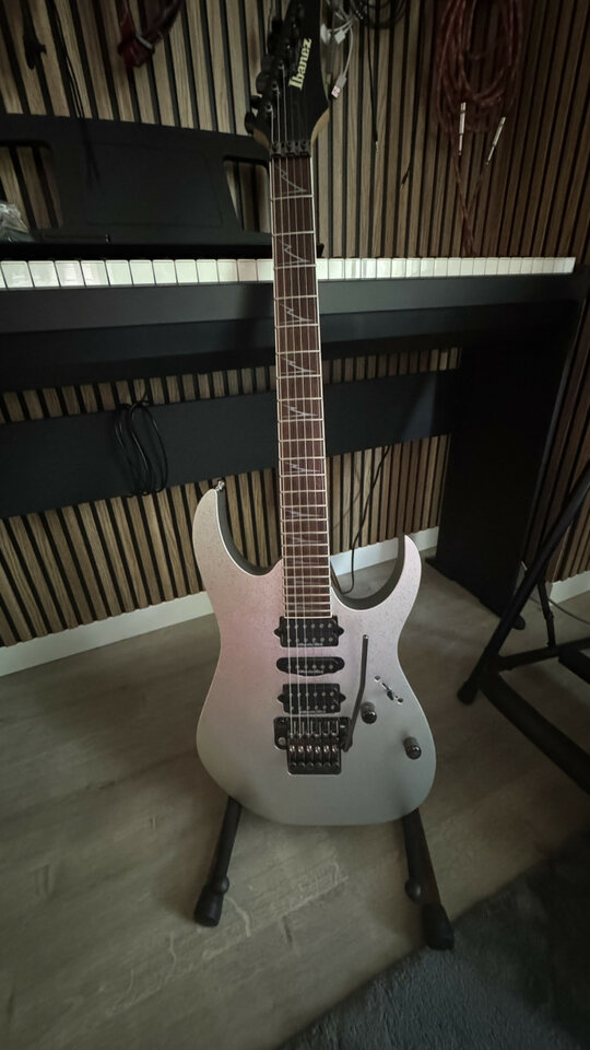 Ibanez Prestige Rg2570z team japan craft