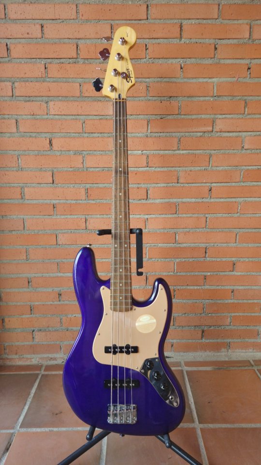 Squier Jazz Bass Affinity Series de segunda mano · Foto 1 de 10 · Guadalajara · 220 €