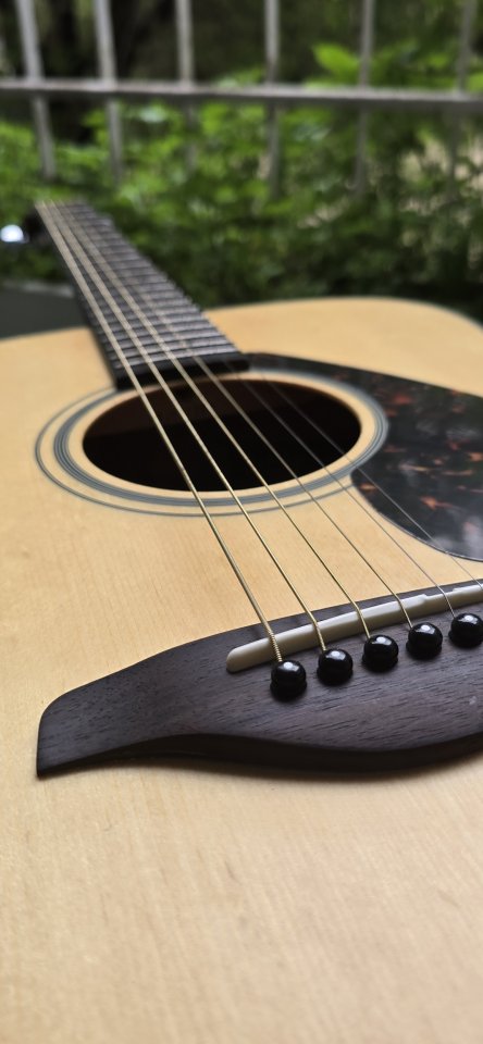 Guitarra Acústica Yamaha