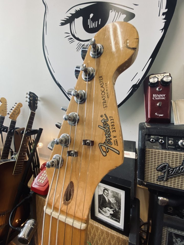 Fender Stratocaster 1983 Dan Smith Era (VIDEOS)