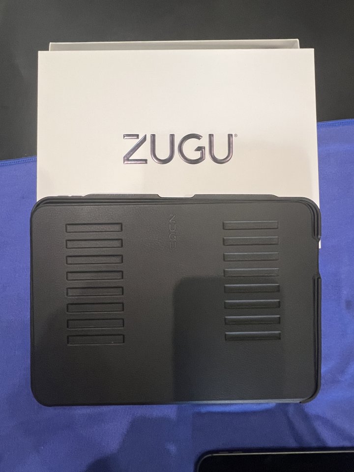 iPad Pro M4 + accesorios de segunda mano · Foto 10 de 10 · Cantabria · 1200 €