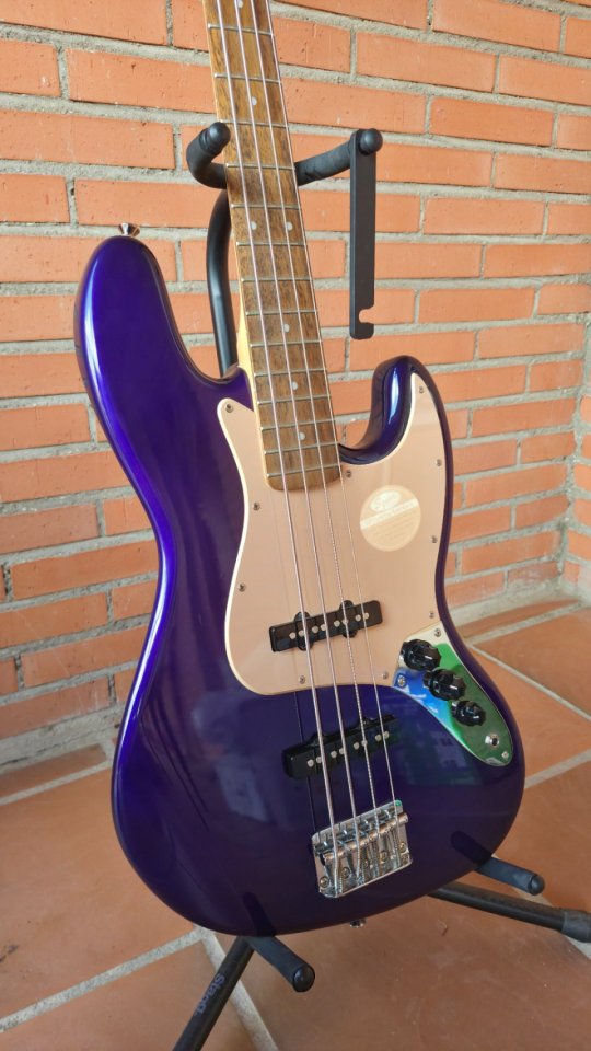 Squier Jazz Bass Affinity Series de segunda mano · Foto 2 de 10 · Guadalajara · 220 €