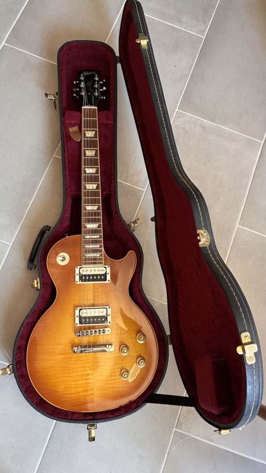 Gibson les Paul standard reservada de segunda mano · Foto 2 de 8 · Barcelona · 1600 €