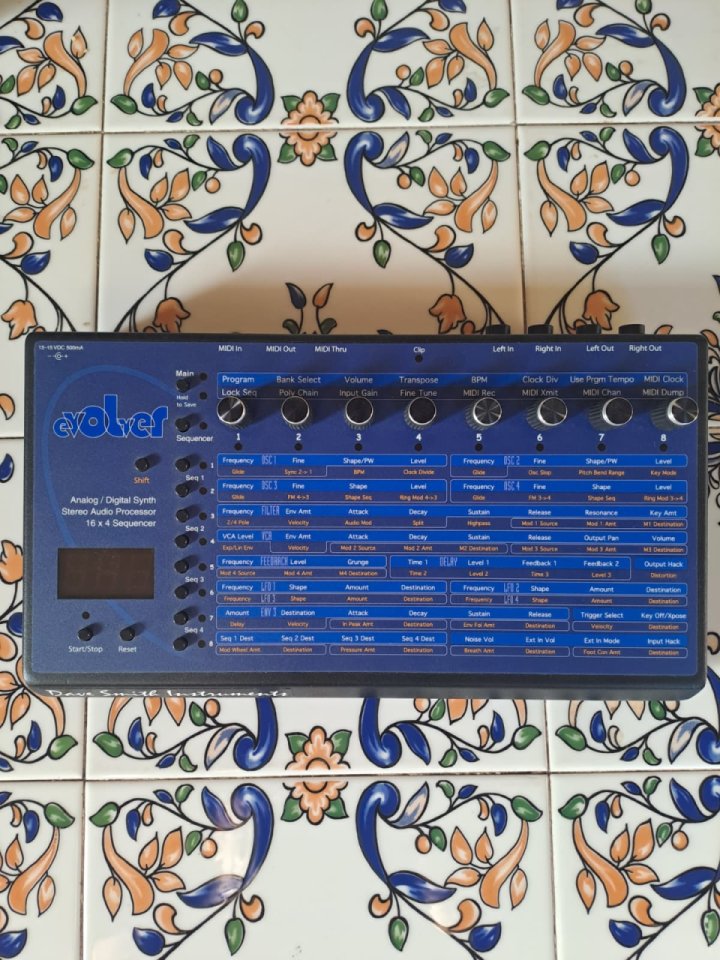 Dave Smith Evolver Desktop (DSI Evolver) de segunda mano · Foto 1 de 6 · Valencia · 700 €