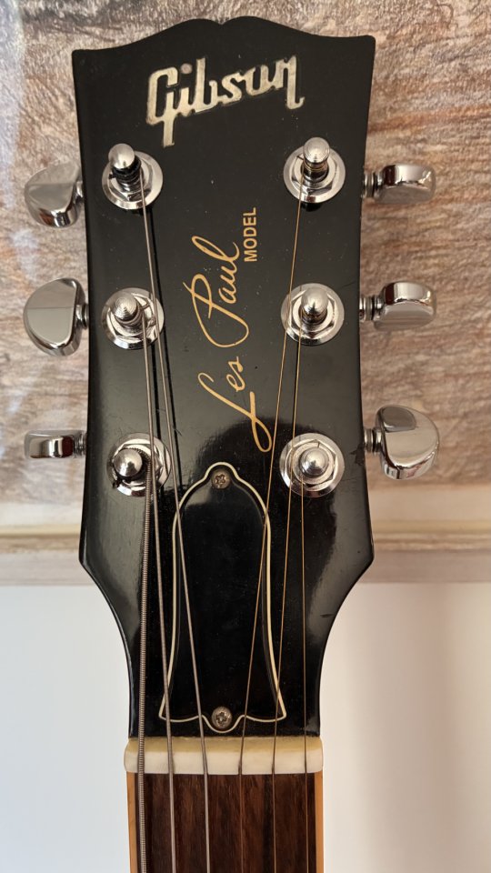 Gibson les Paul standard reservada de segunda mano · Foto 4 de 8 · Barcelona · 1600 €