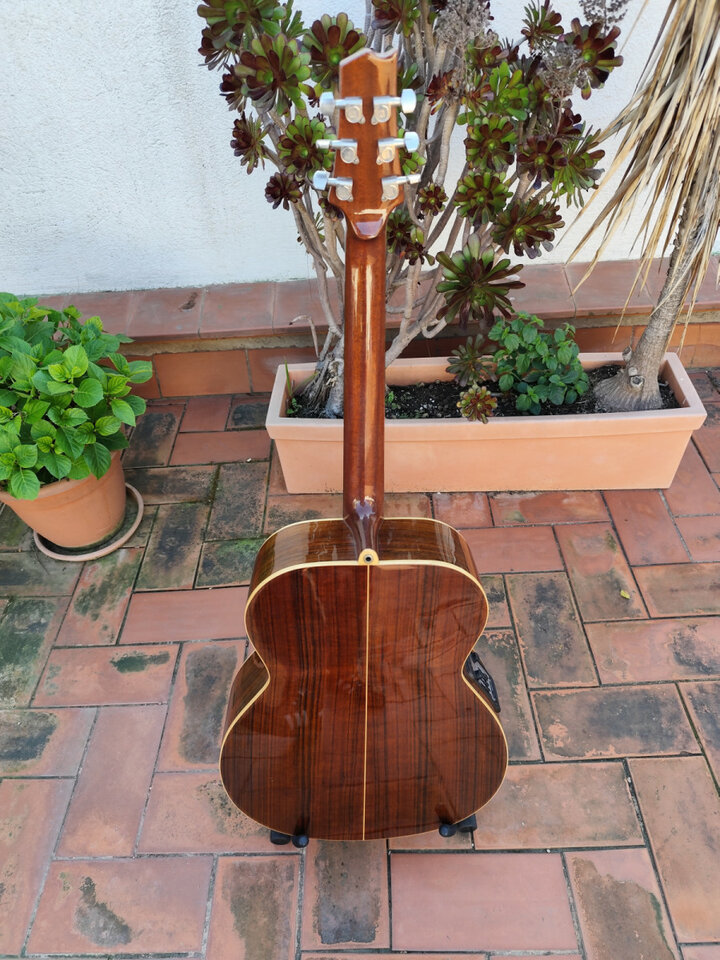 Guitarra acústica Alhambra J2 - E5