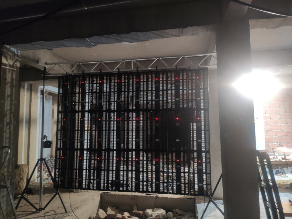 DMT PIXELMESH E12'5 Pantalla Led de segunda mano · Foto 8 de 9 · Alicante · 4500 €