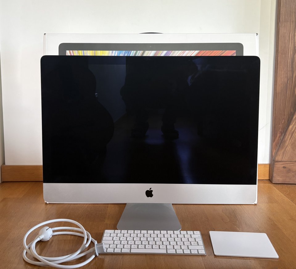 iMac 5K 3.6ghz 10 Core i9 32GB RAM 512 SSD (2021)